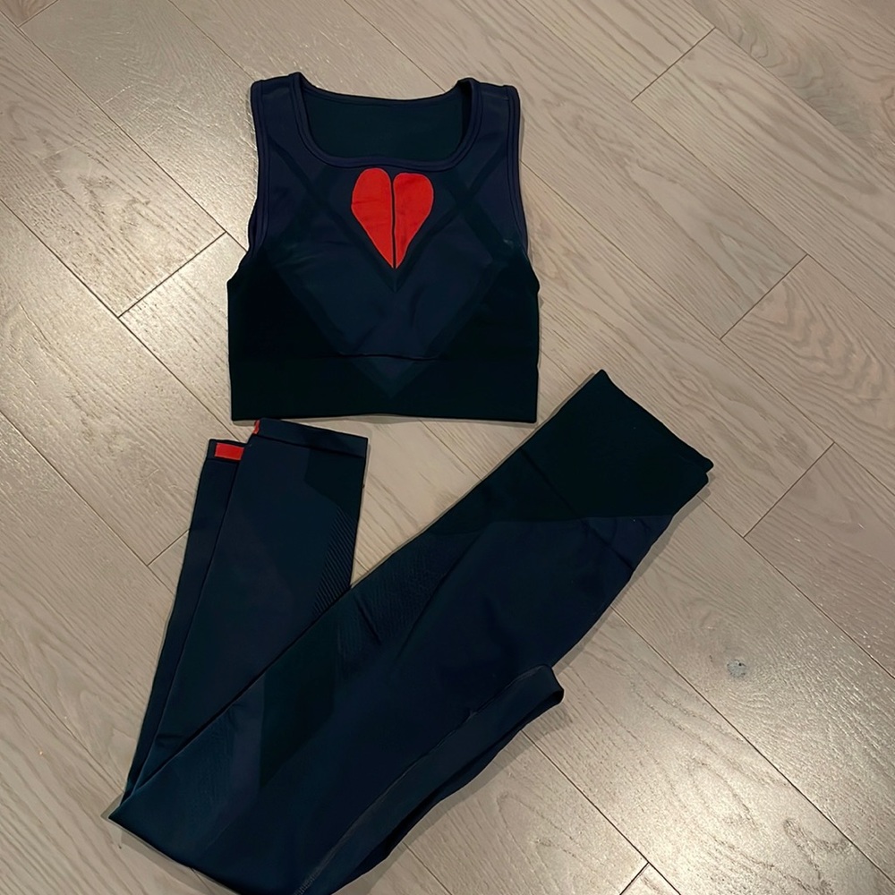 LNDR set